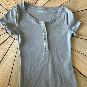 A&F ribbed short sleeve bodysuit size XS